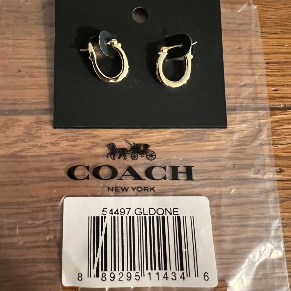 Coach Pave Signature Huggie Earrings new with tags - Picture 3 of 8